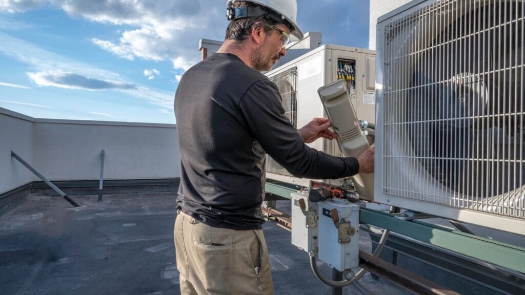 HVAC Service Tech servicing units